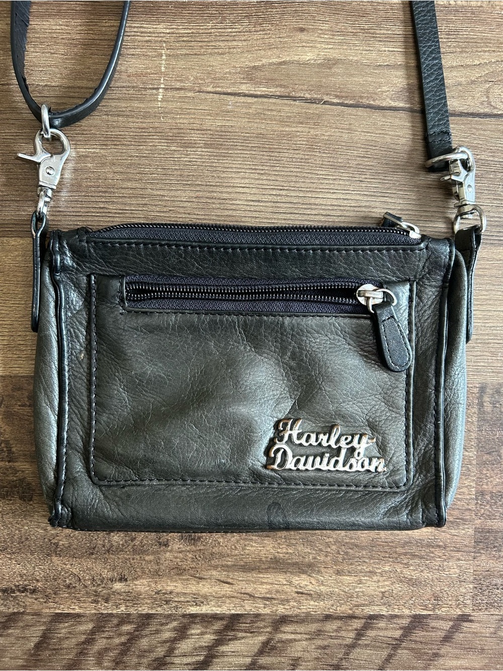VTG Harley-Davidson Black Leather Crossbody Hip Bag Y2K Script Logo Black